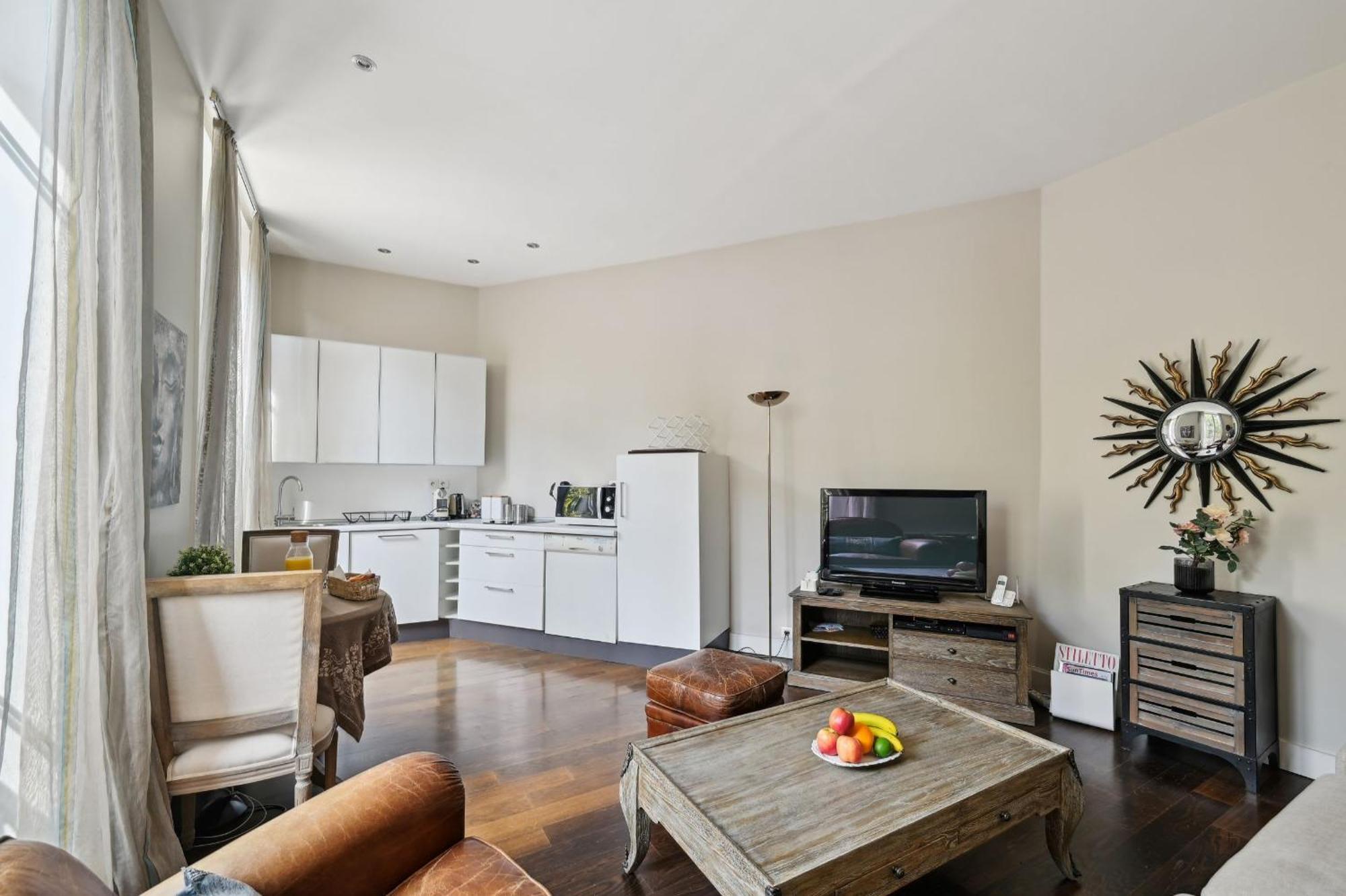 Champs-Elysees & Arc De Triomphe - Cityapartmentstay Párizs Kültér fotó